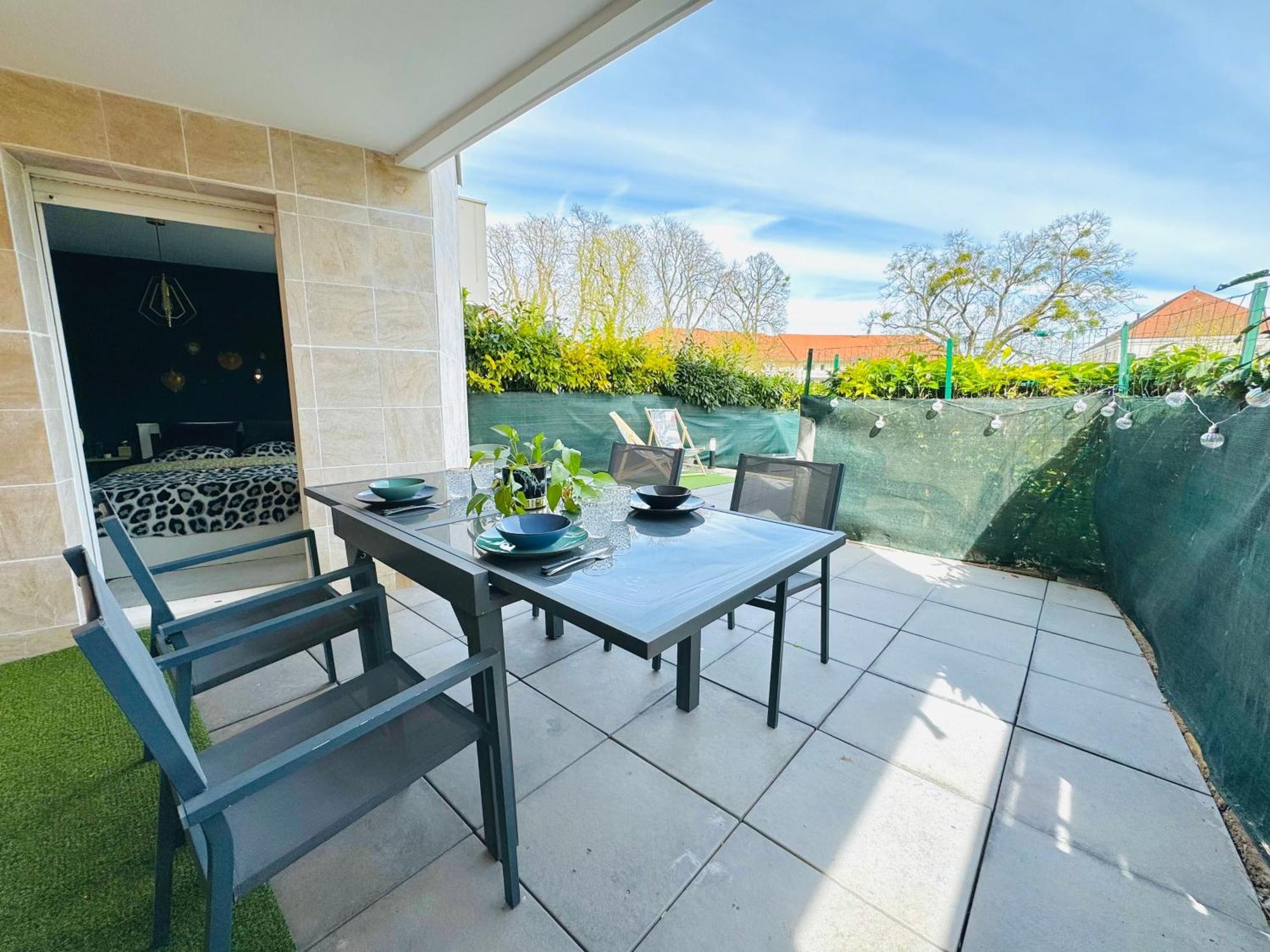 Apartament Le Nid Du Parc Dijon Zewnętrze zdjęcie